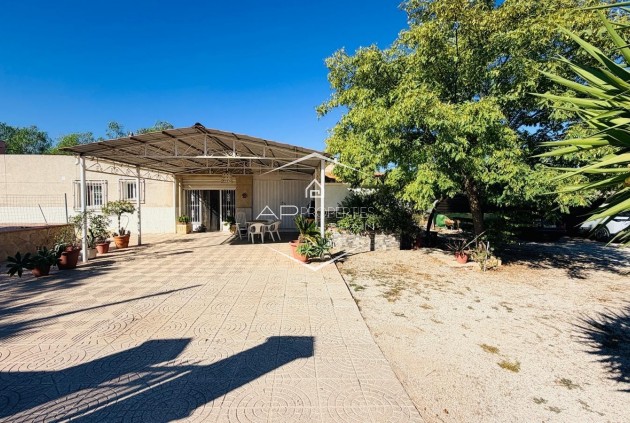 Resale - Villa - Detached -
Crevillente