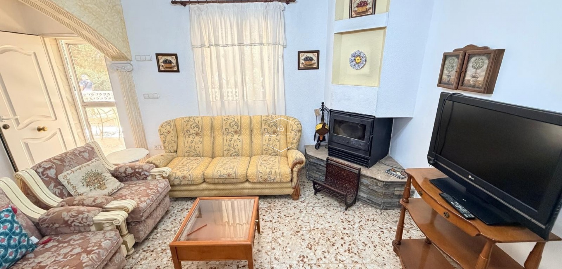 Resale - Villa - Detached -
Crevillente