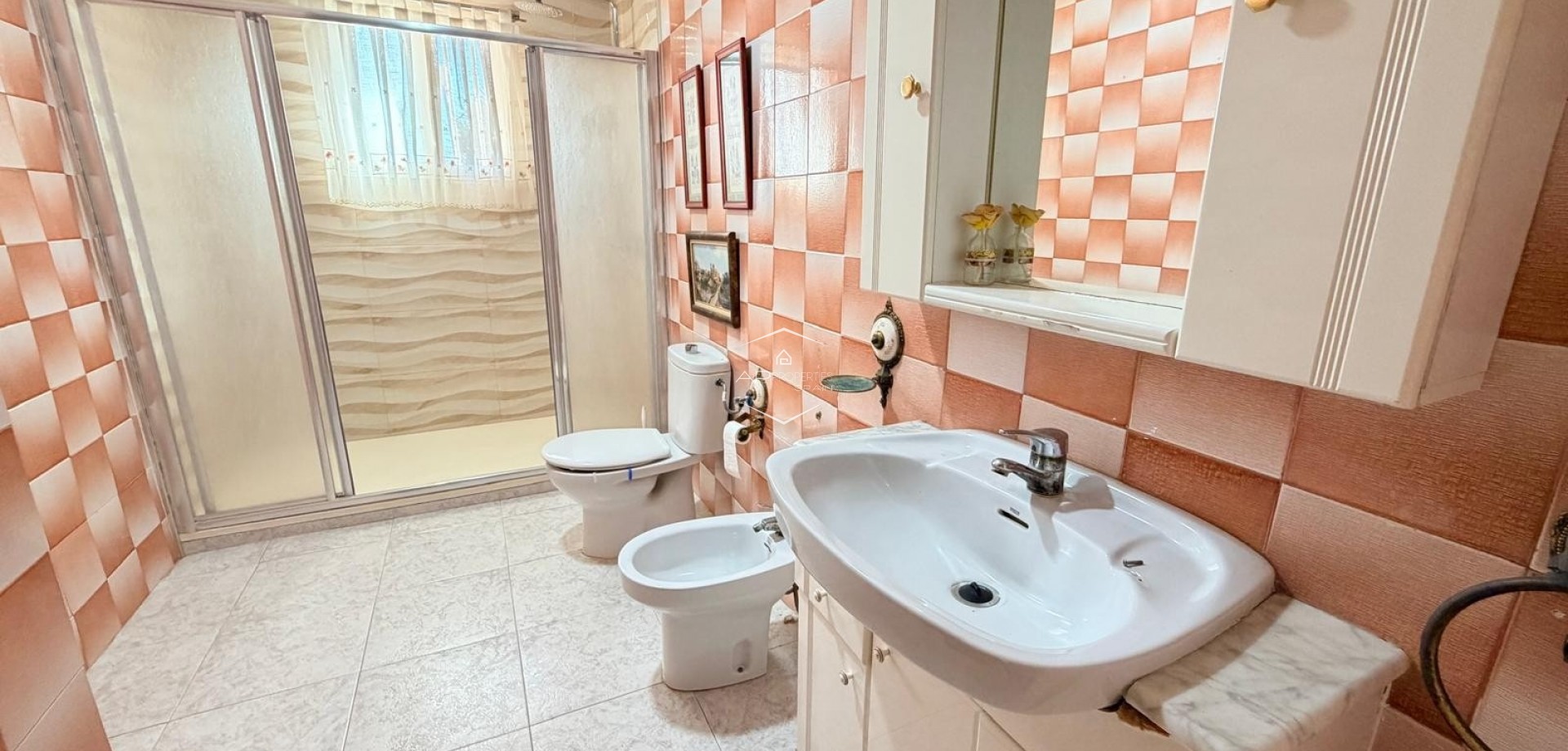 Resale - Villa - Detached -
Crevillente