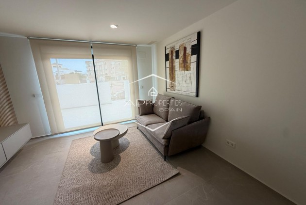 New Build - Villa - Detached -
Pilar de la Horadada - pueblo