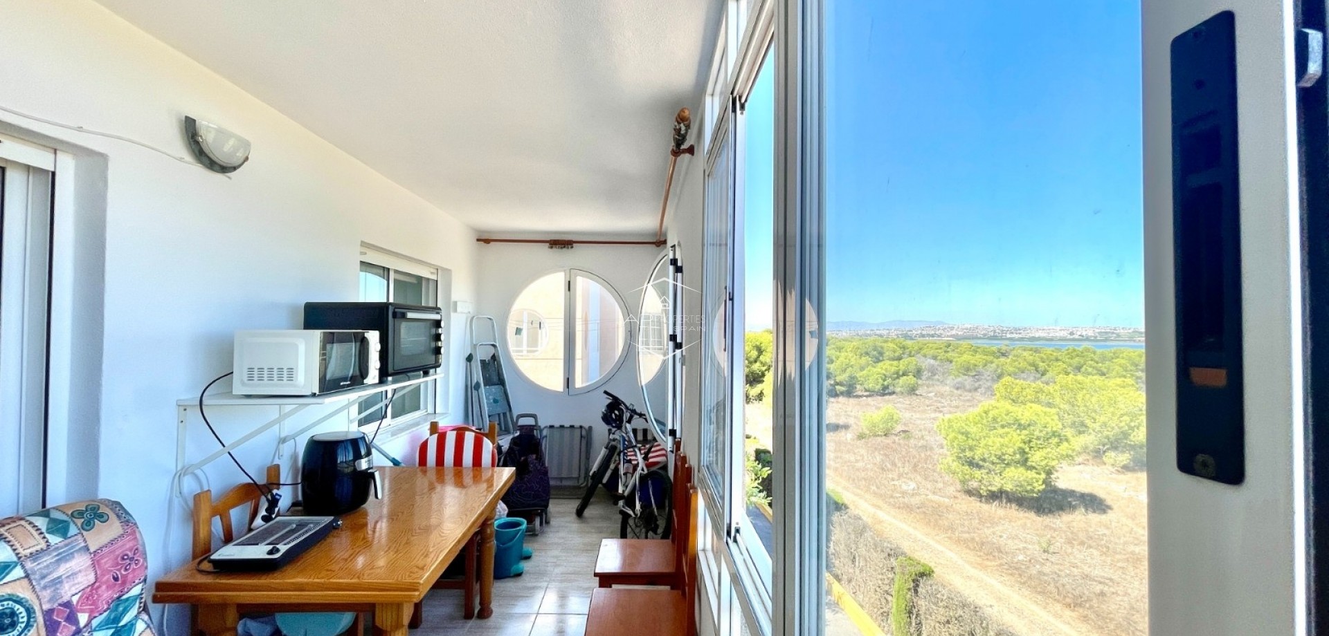 Resale - Apartment - flat -
La Siesta
