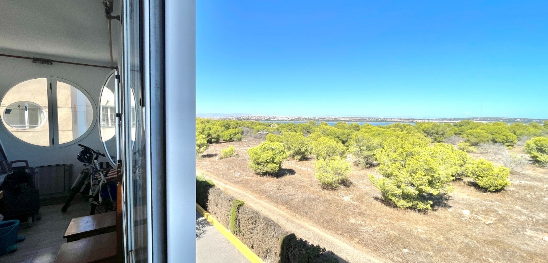 Resale - Apartment - flat -
La Siesta