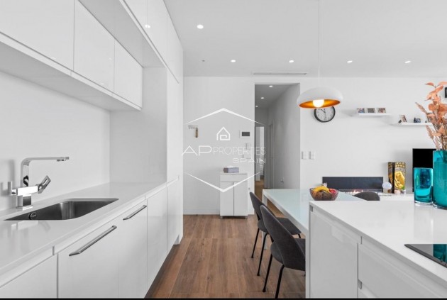 Reventa - Apartamento - piso -
Orihuela Costa - Las Colinas Golf
