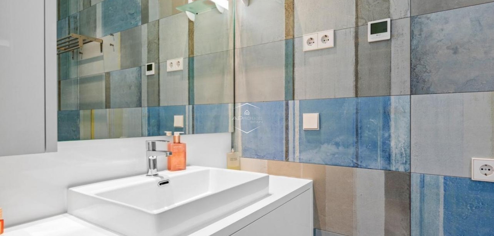 Reventa - Apartamento - piso -
Orihuela Costa - Las Colinas Golf