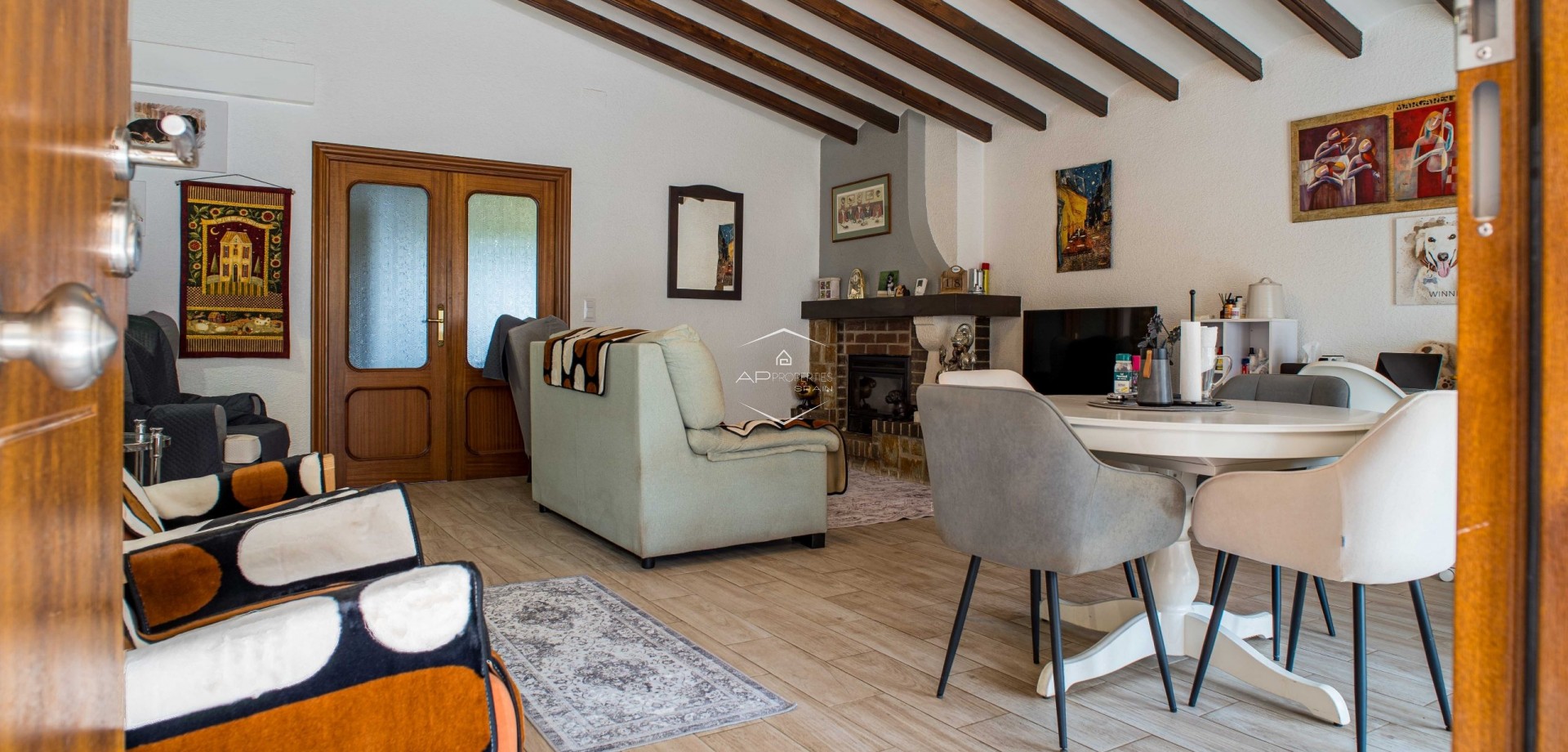 Revente - Villa - Indépendante -
Petrer (Loma Bada) - Calle Cles