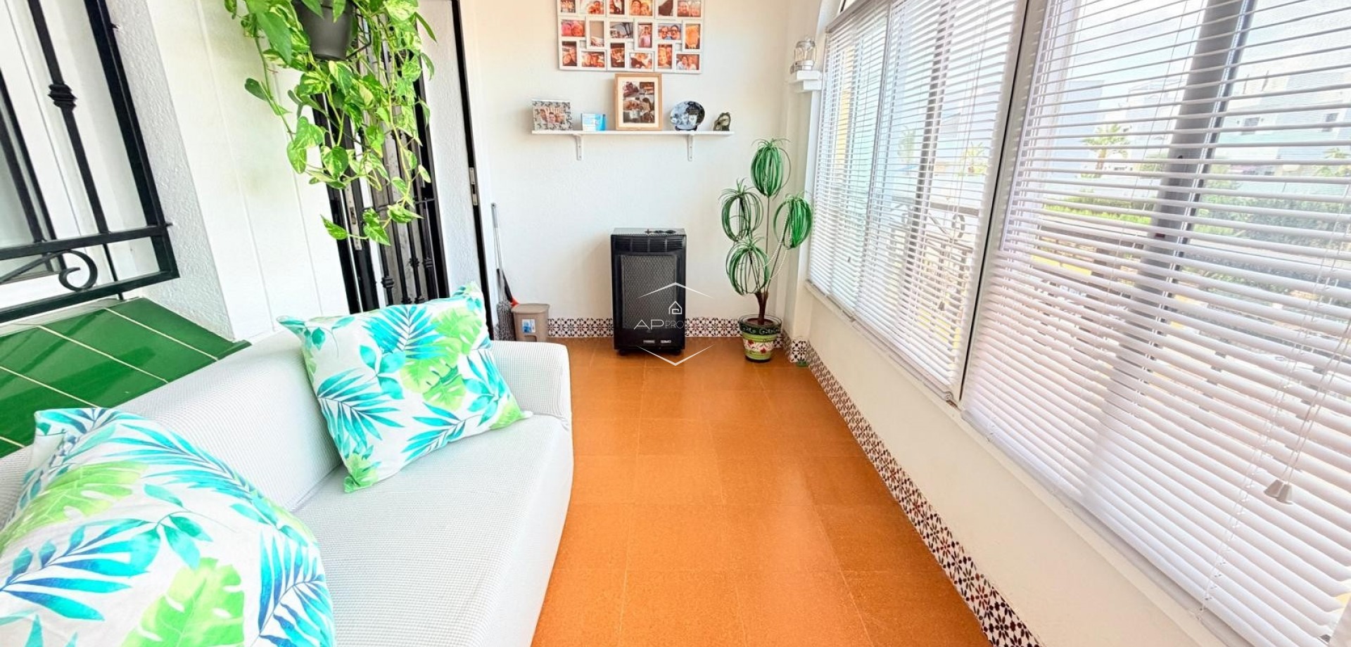 Resale - Apartment - flat -
Los Montesinos - La Herrada