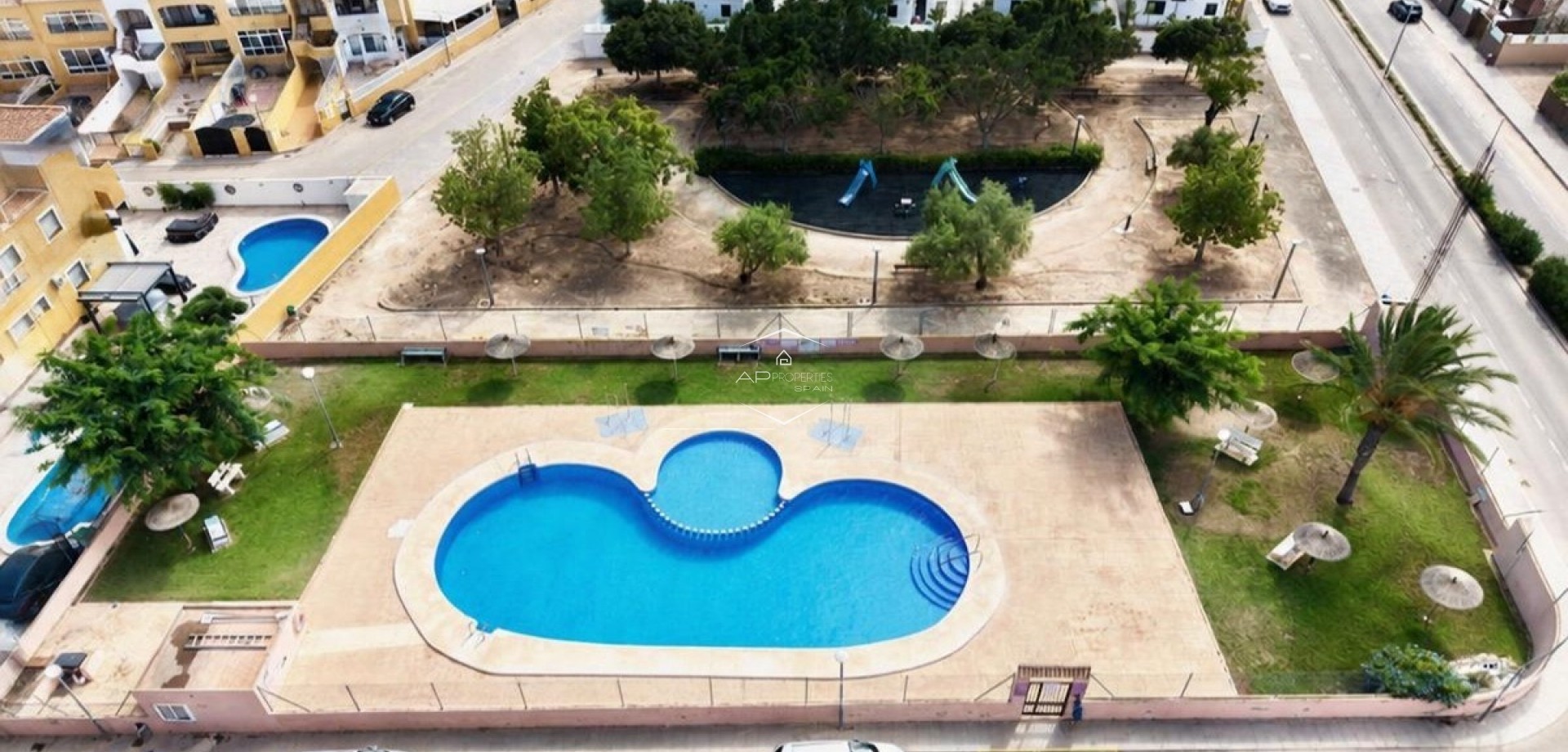 Resale - Apartment - flat -
Los Montesinos - La Herrada