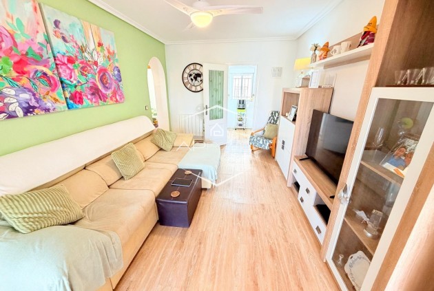 Resale - Apartment - flat -
Los Montesinos - La Herrada