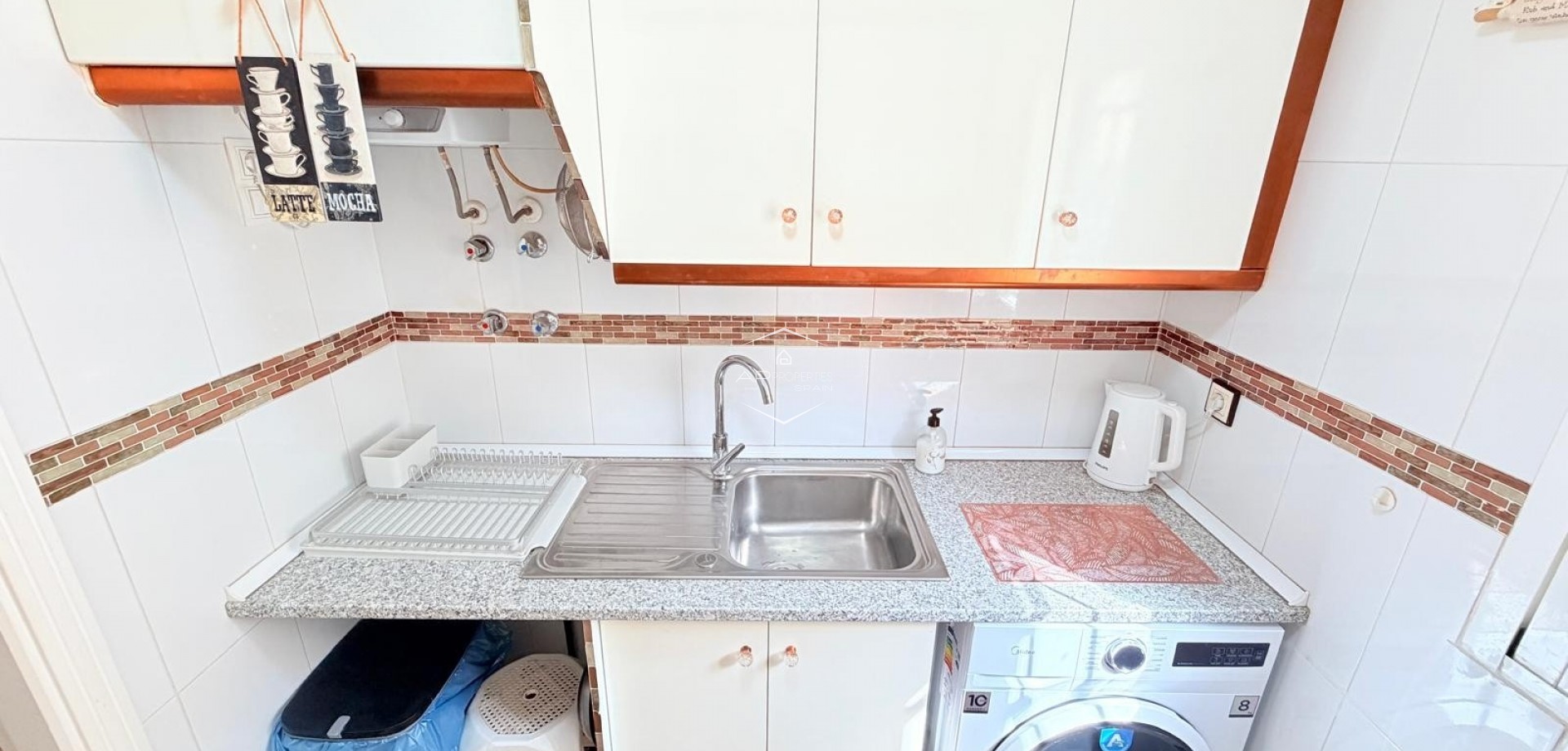 Resale - Apartment - flat -
Los Montesinos - La Herrada