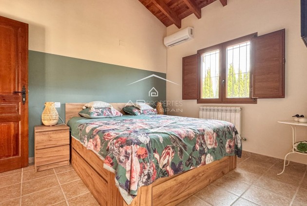 Revente - Villa - Indépendante -
Pinoso - Pinoso (Canada de la Lena)