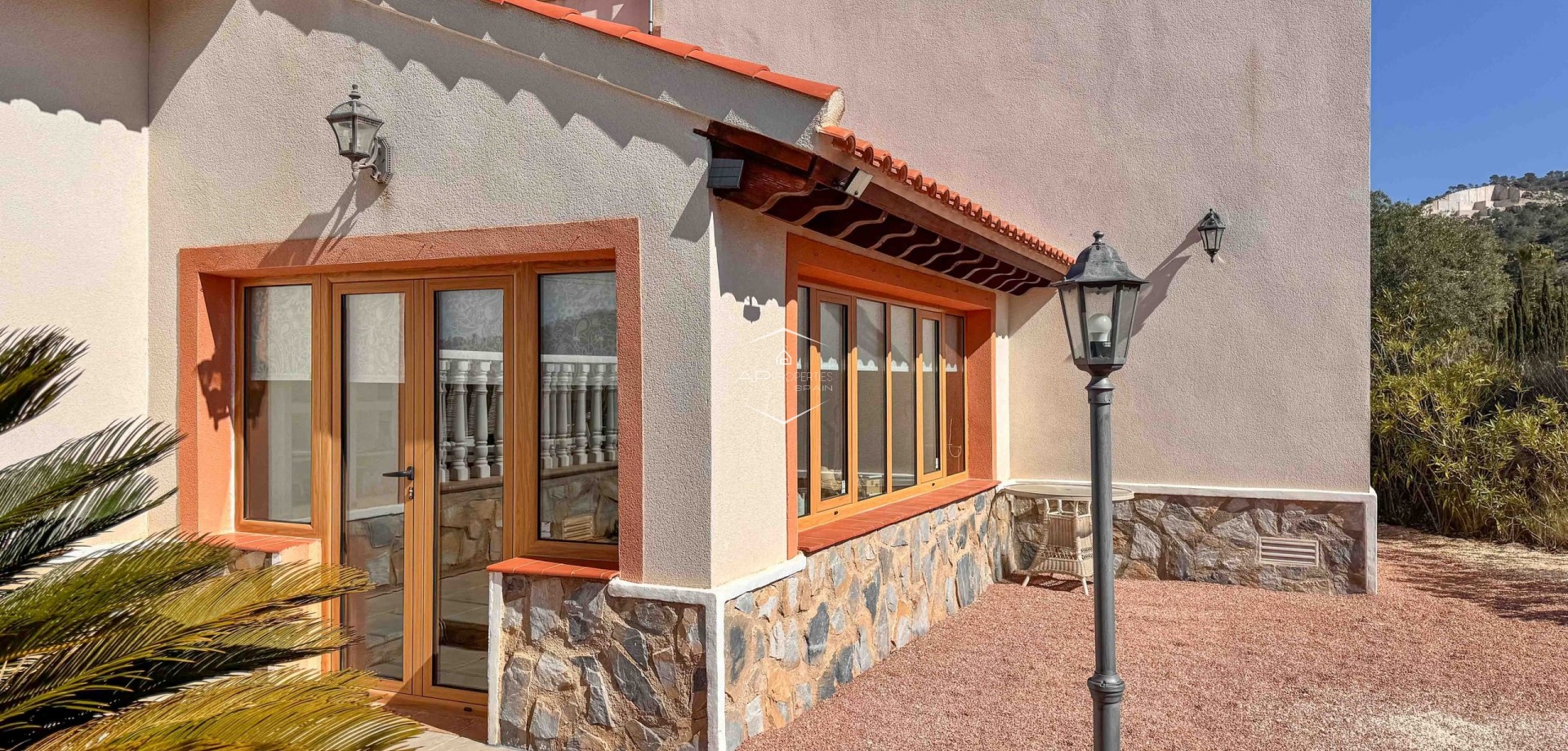 Revente - Villa - Indépendante -
Pinoso - Pinoso (Canada de la Lena)