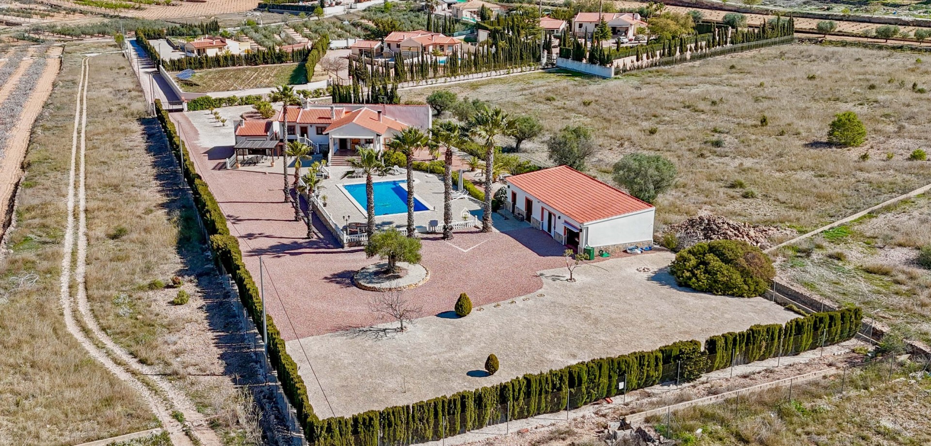 Revente - Villa - Indépendante -
Pinoso - Pinoso (Canada de la Lena)