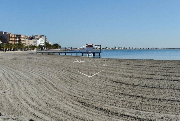 Nowy budynek - Willa - Dom wolnostojący -
San Pedro del Pinatar - Centro