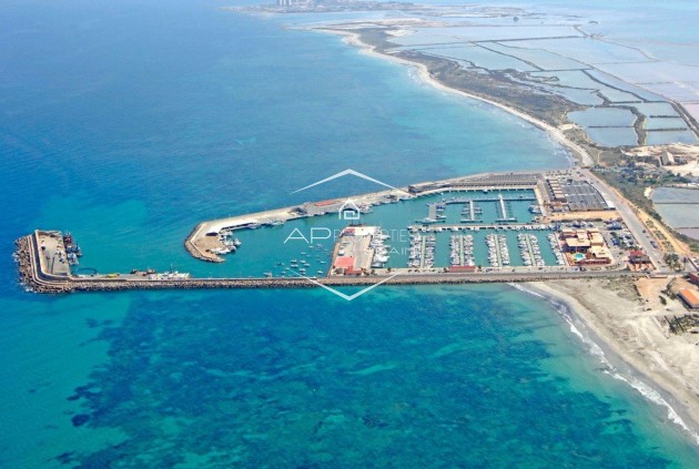 Nowy budynek - Willa - Dom wolnostojący -
San Pedro del Pinatar - Centro