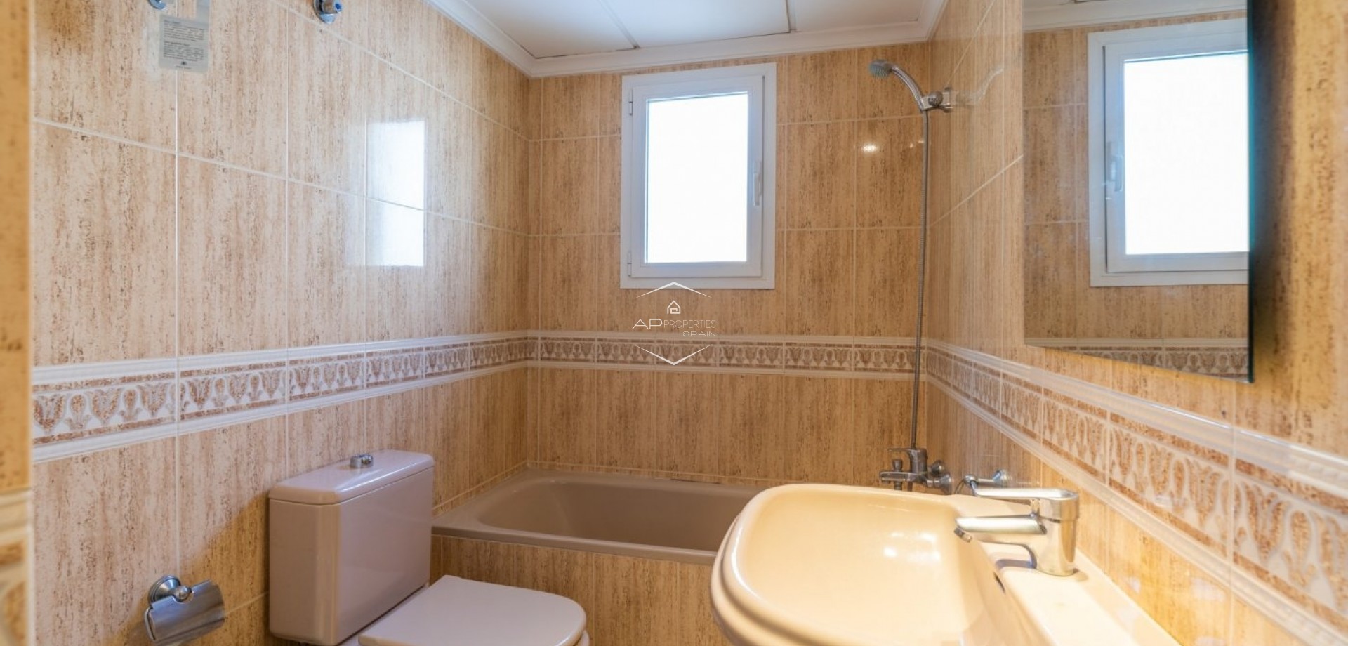 Nowy budynek - Bungalow -
Calpe - Gran Sol