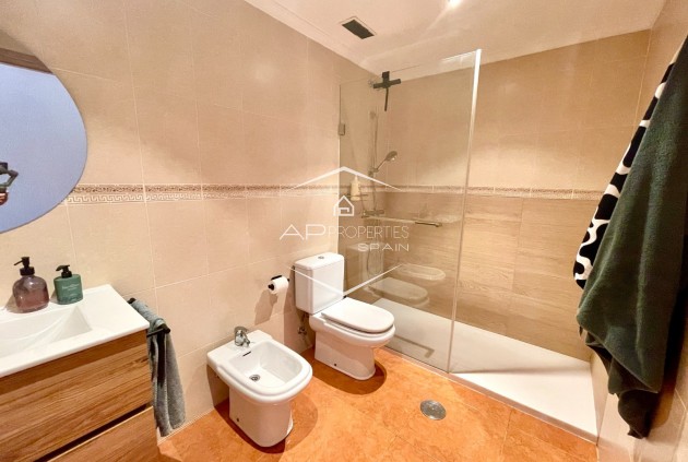 Odsprzedaż - Mieszkanie - Apartament -
Catral - pueblo
