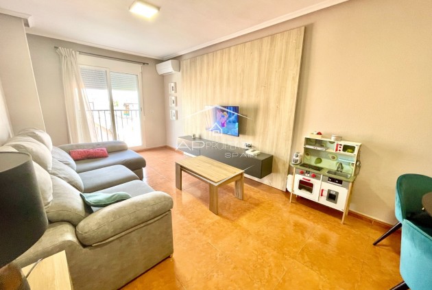 Odsprzedaż - Mieszkanie - Apartament -
Catral - pueblo