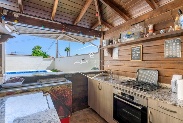 Resale - Villa - Detached -
Ciudad Quesada - Center