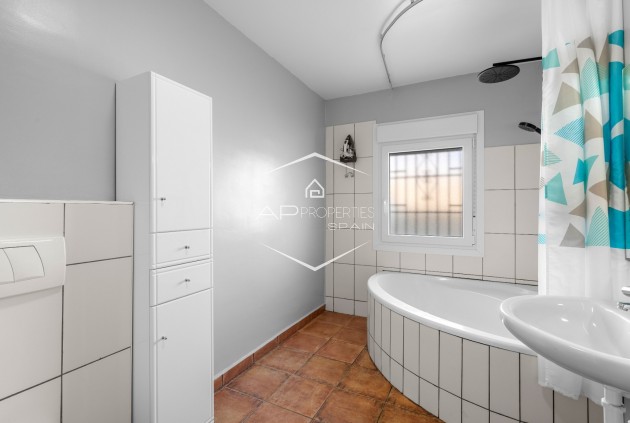 Resale - Villa - Detached -
Ciudad Quesada - Center