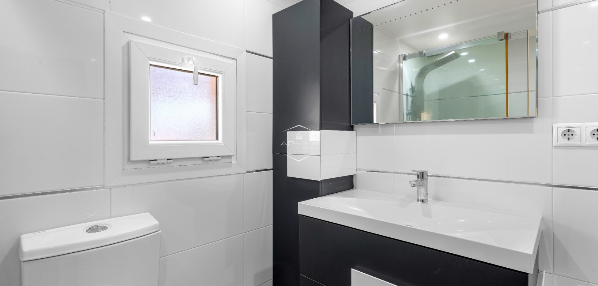 Resale - Villa - Detached -
Ciudad Quesada - Center