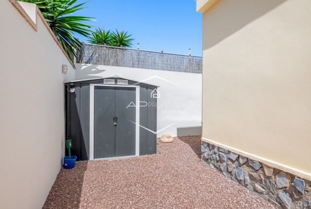 Resale - Villa - Detached -
Ciudad Quesada - Center