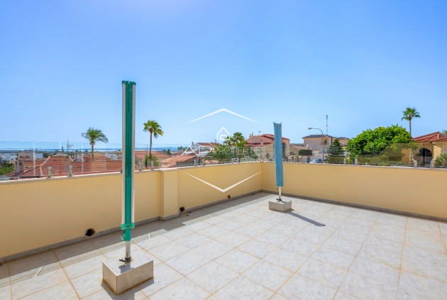 Resale - Villa - Detached -
Ciudad Quesada - Center