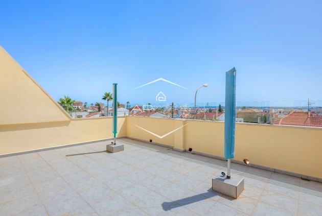 Resale - Villa - Detached -
Ciudad Quesada - Center