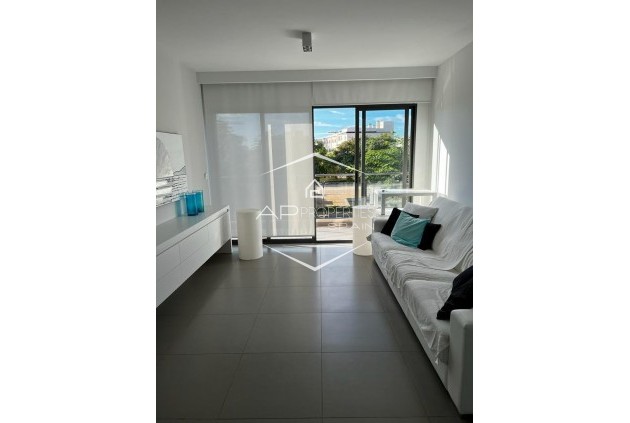 Resale - Bungalow -
Pilar de la Horadada - Mil Palmeras