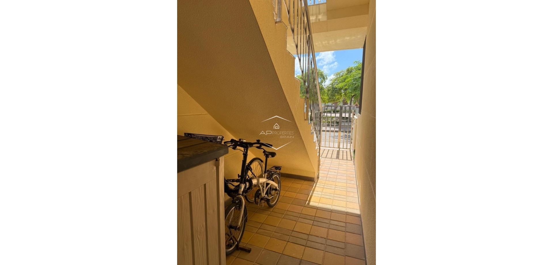 Resale - Bungalow -
Pilar de la Horadada - Mil Palmeras