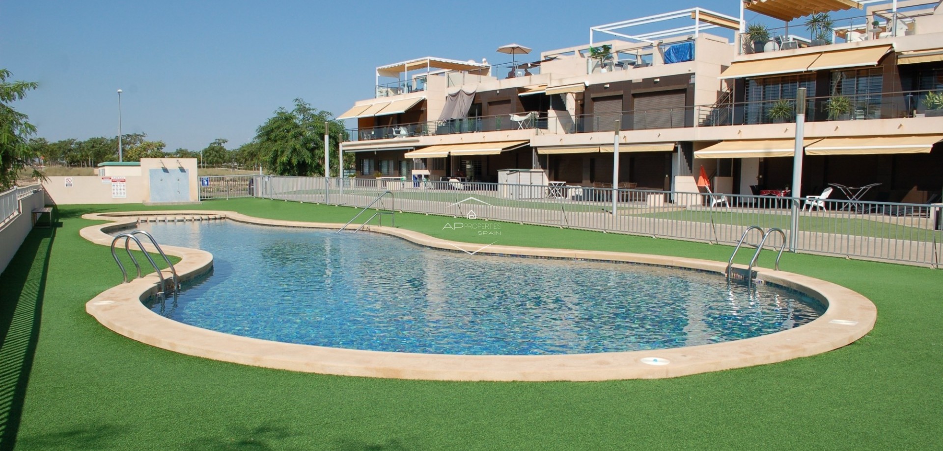 Resale - Bungalow -
Pilar de la Horadada - Mil Palmeras