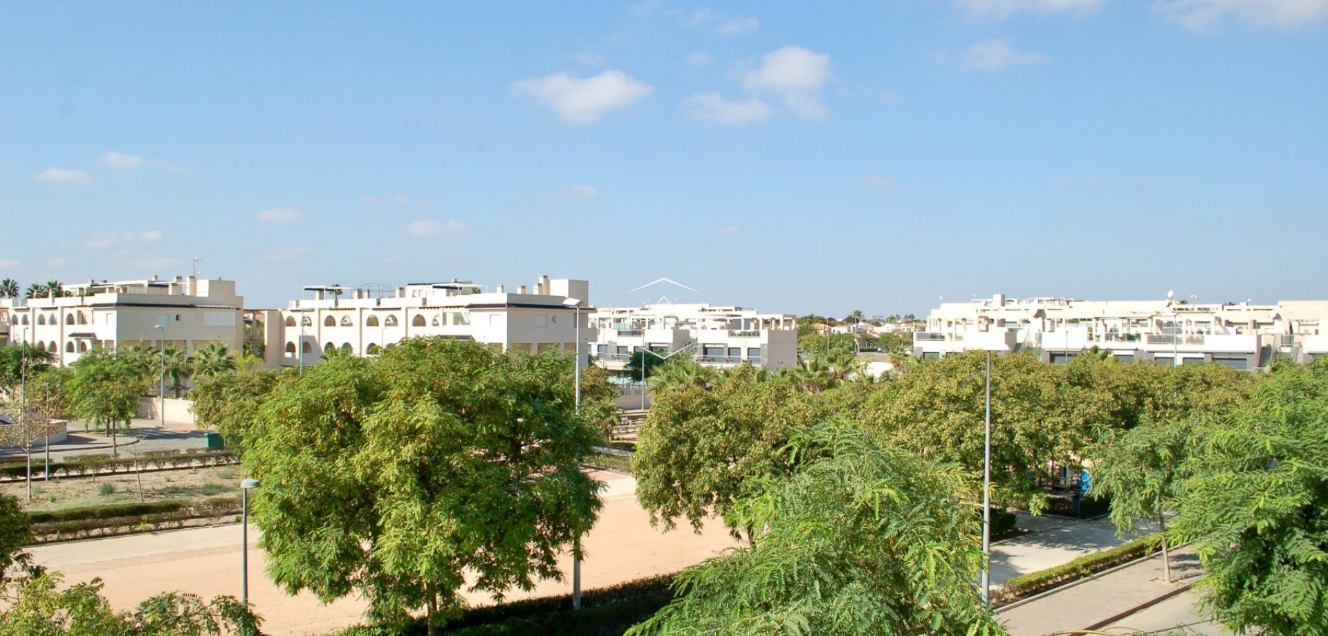 Resale - Bungalow -
Pilar de la Horadada - Mil Palmeras
