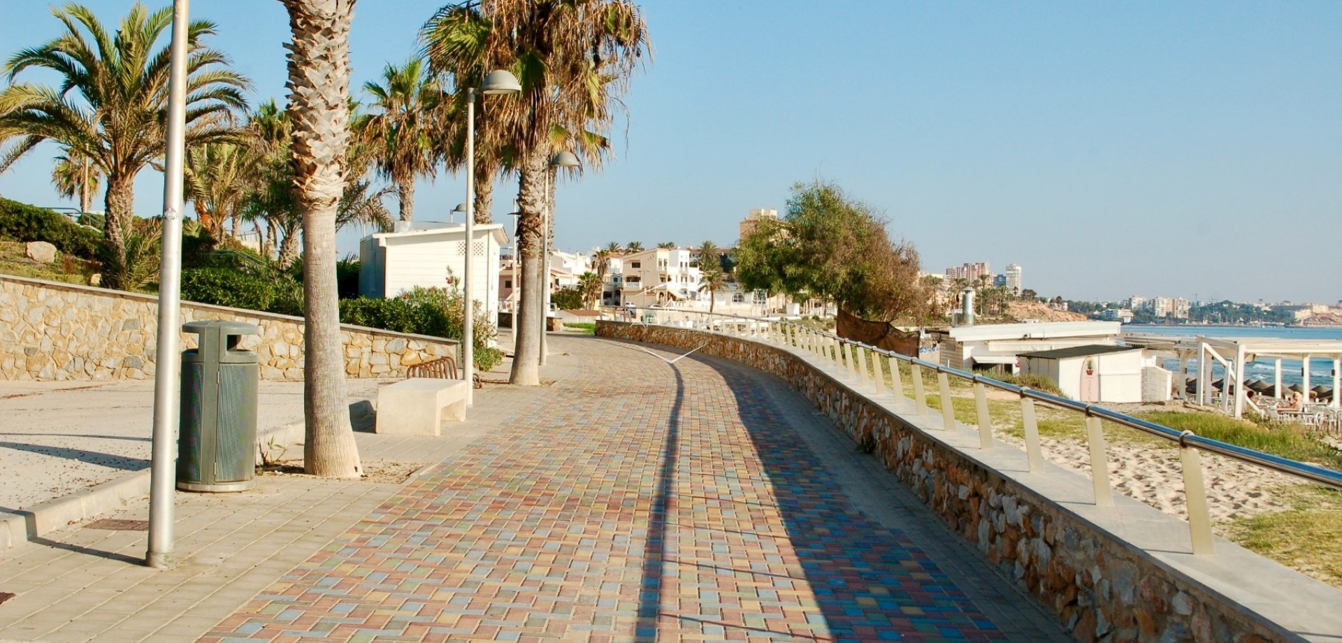 Resale - Bungalow -
Pilar de la Horadada - Mil Palmeras