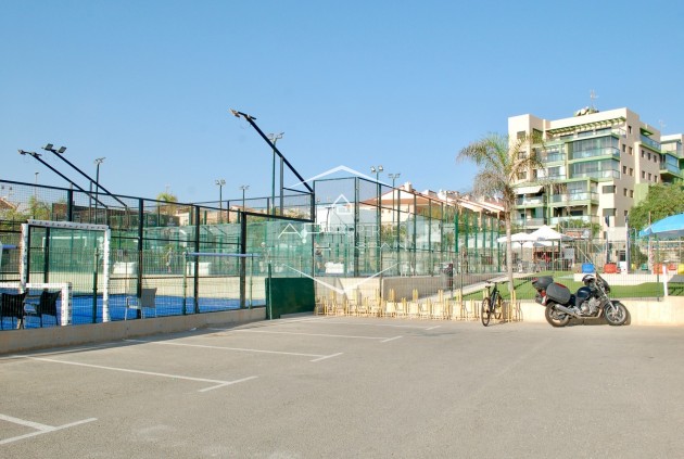 Resale - Bungalow -
Pilar de la Horadada - Mil Palmeras