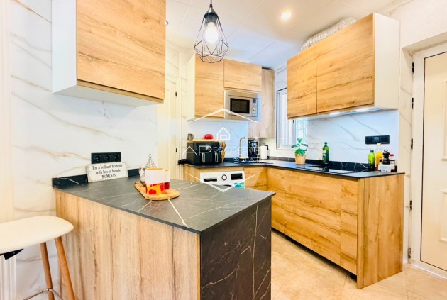Reventa - Apartamento - piso -
San Miguel de Salinas