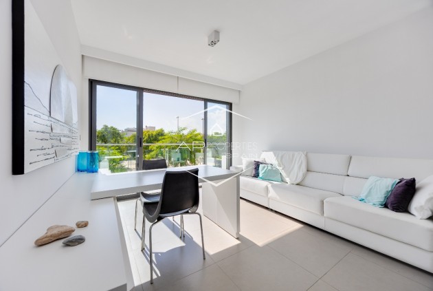 Reventa - Bungalow -
Pilar de la Horadada - Mil Palmeras