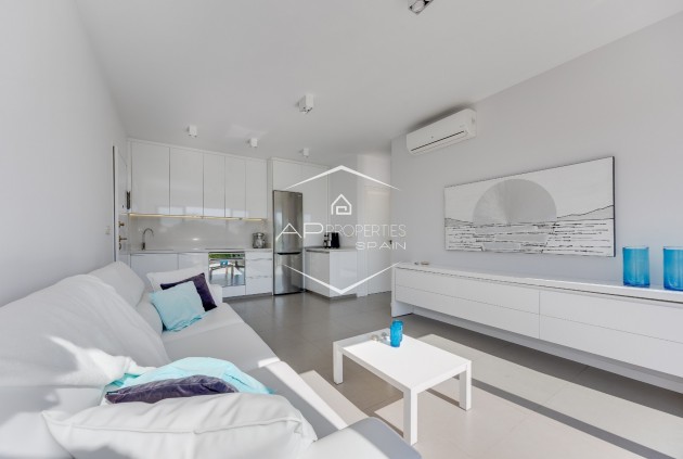Reventa - Bungalow -
Pilar de la Horadada - Mil Palmeras