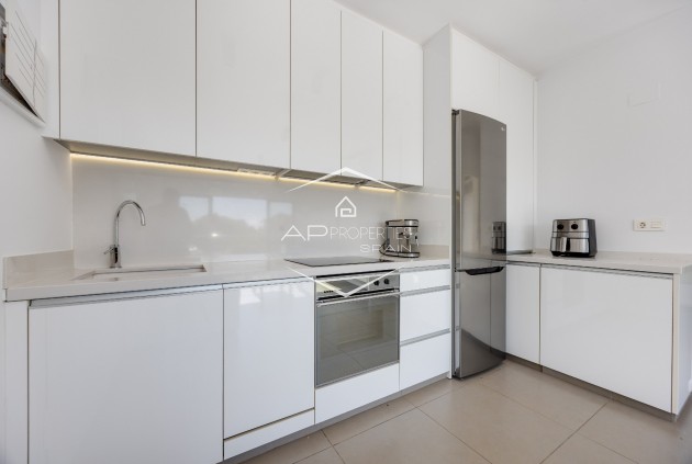 Reventa - Bungalow -
Pilar de la Horadada - Mil Palmeras