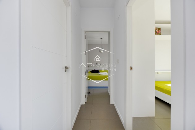 Reventa - Bungalow -
Pilar de la Horadada - Mil Palmeras