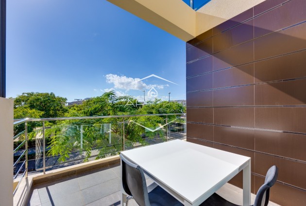 Reventa - Bungalow -
Pilar de la Horadada - Mil Palmeras