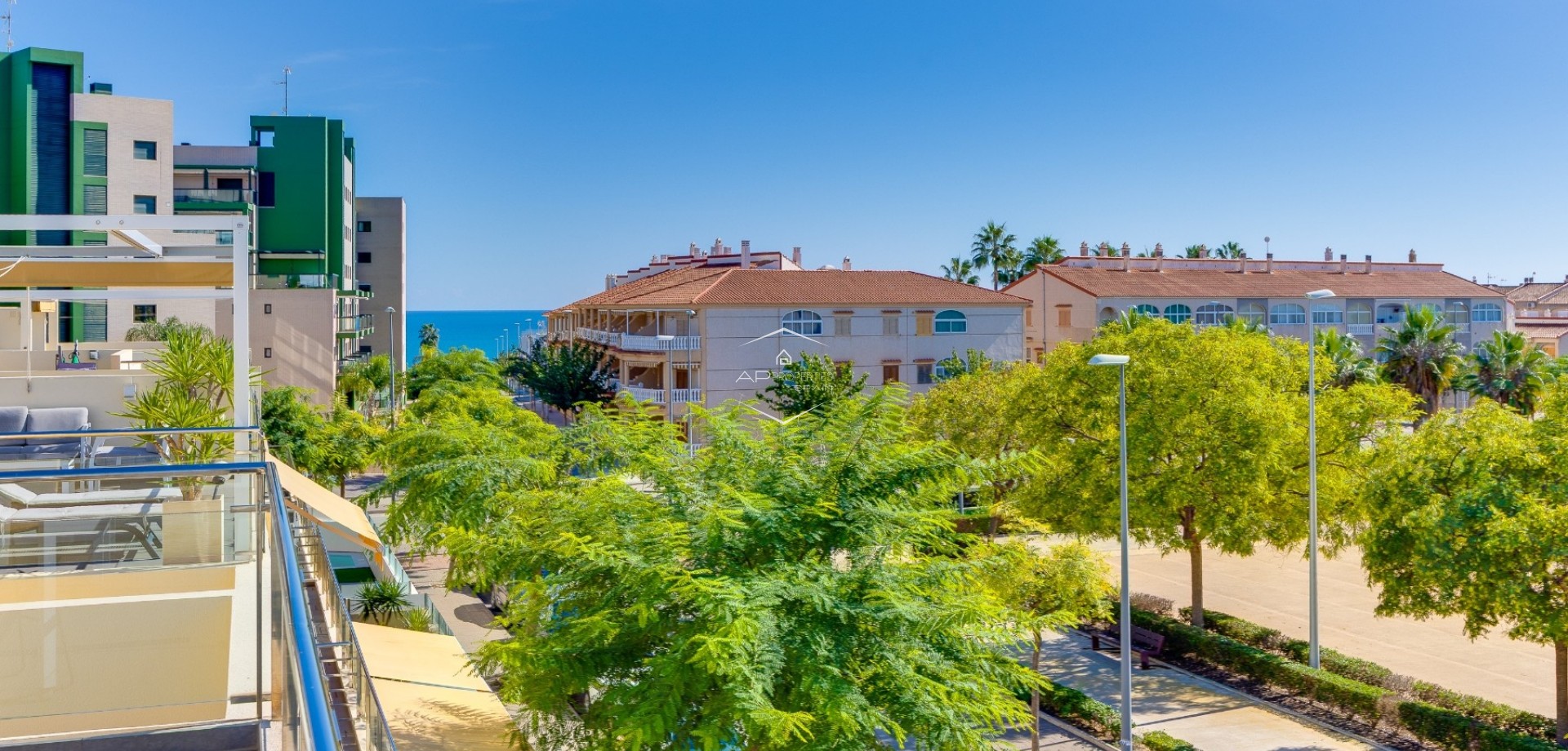 Reventa - Bungalow -
Pilar de la Horadada - Mil Palmeras