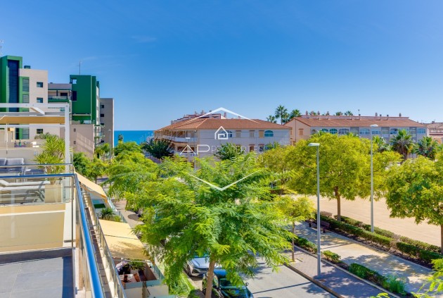 Reventa - Bungalow -
Pilar de la Horadada - Mil Palmeras