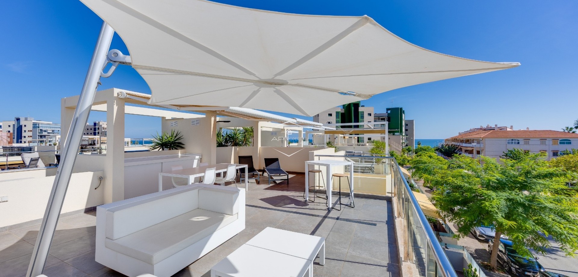 Reventa - Bungalow -
Pilar de la Horadada - Mil Palmeras