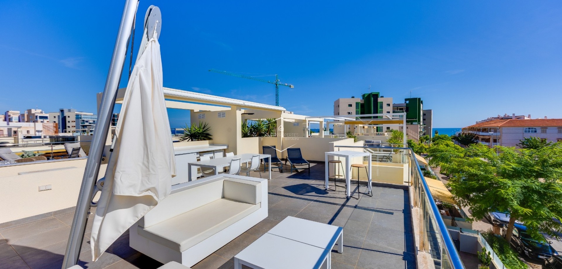 Reventa - Bungalow -
Pilar de la Horadada - Mil Palmeras