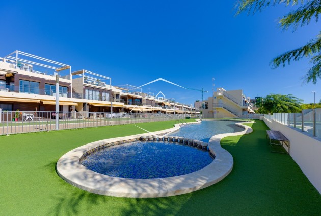 Reventa - Bungalow -
Pilar de la Horadada - Mil Palmeras
