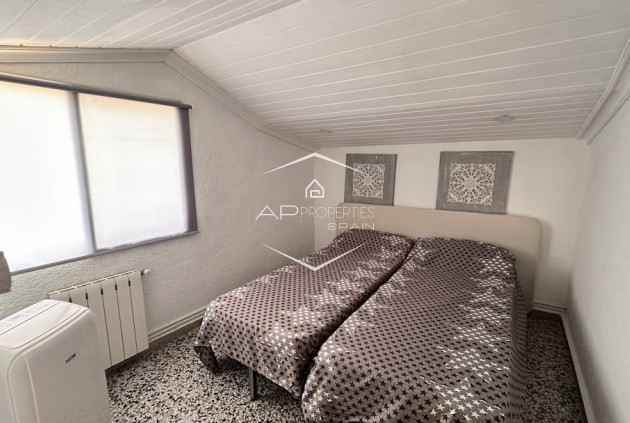 Resale - Villa / Detached -
Aspe