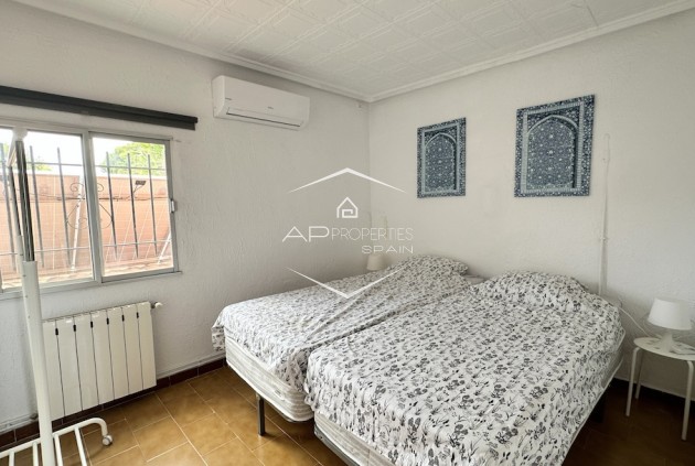 Resale - Villa / Detached -
Aspe