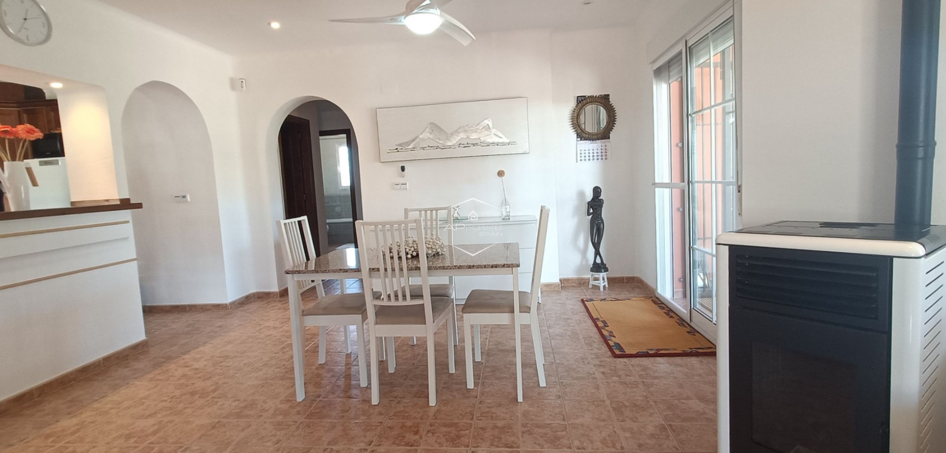 Resale - Villa / Detached -
Fortuna