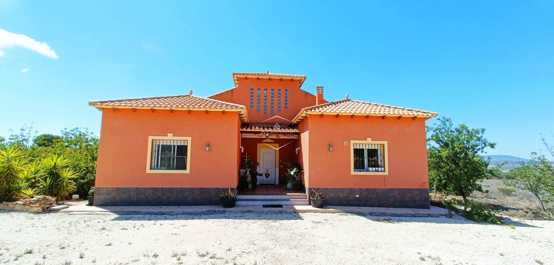 Resale - Villa / Detached -
Pinoso