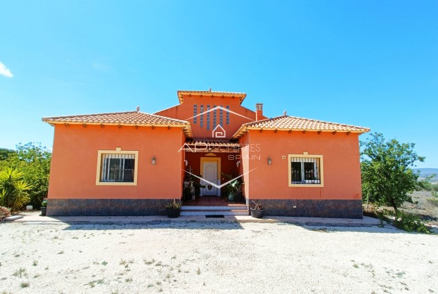 Resale - Villa / Detached -
Pinoso