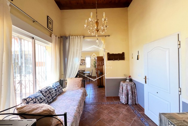 Resale - Villa / Detached -
Pinoso